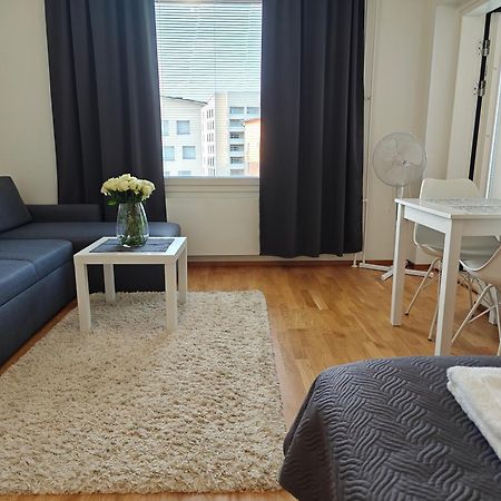Lovely Northern Apartment, Parking Oulu Dış mekan fotoğraf